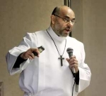 Hicham Chehab speaking at St. Matthew Lutheran Church in Barrington, IL